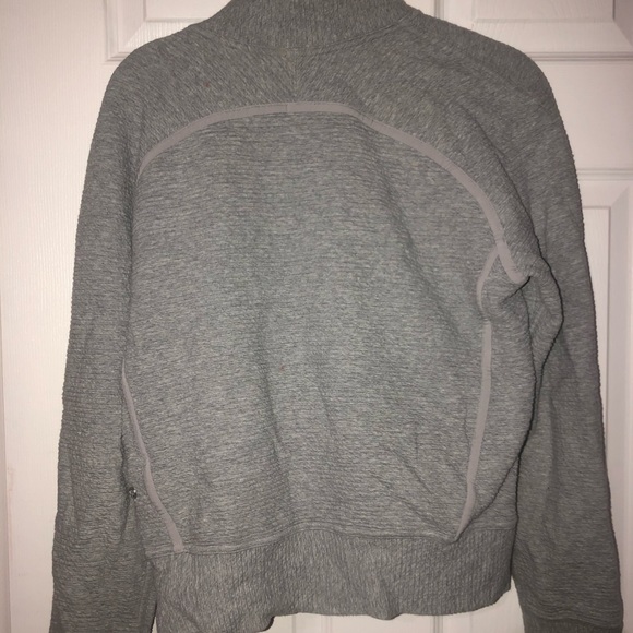 Lululemon sweater - Picture 4 of 6